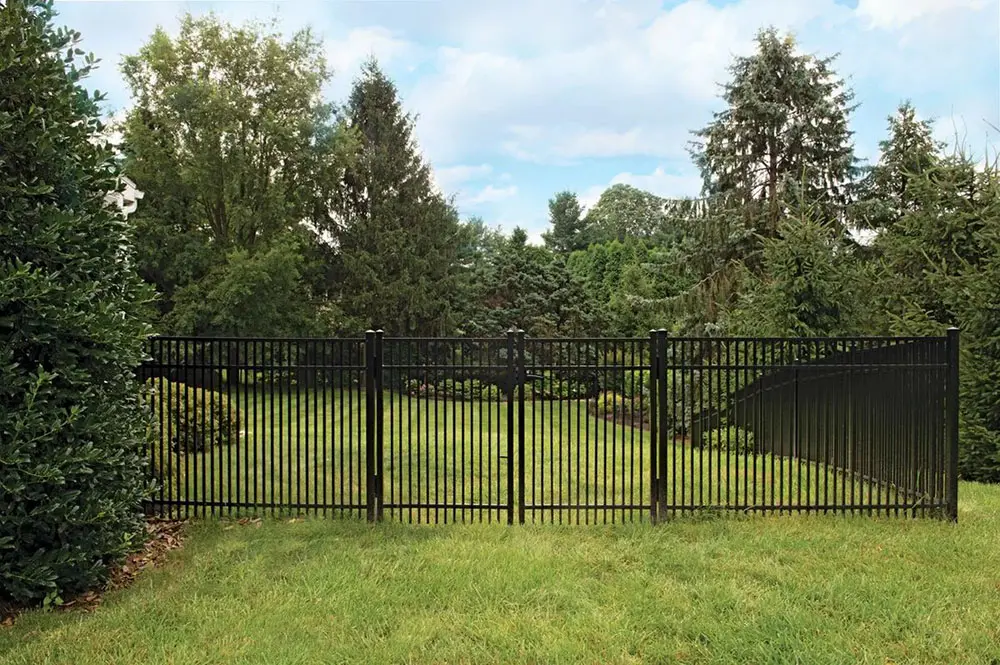 aluminum-fence-panels