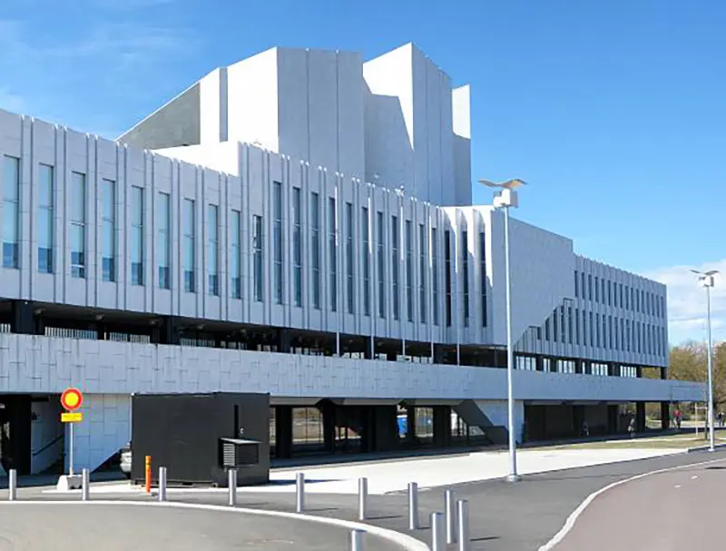 Aluminum Wall Panels (2)