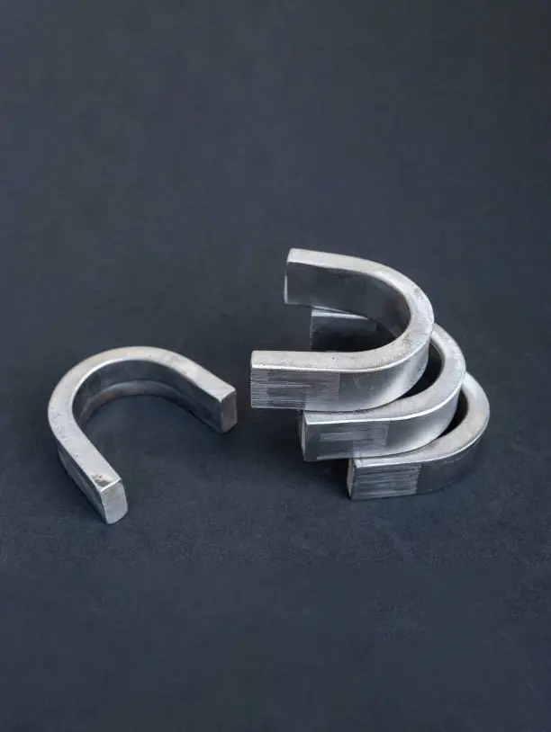 Aluminum Bending and Curving Precision and Strength for Industrial Applications (3)