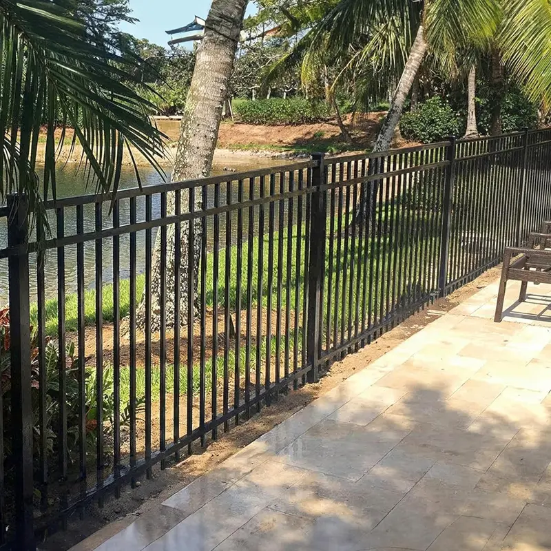 Elevate Your Outdoor Space with Premium Aluminum Fencing Solutions (1).jpg