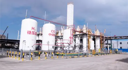 Qianyu Aluminum has built a mold warehouse with a capacity of 10,000 sets, setting a benchmark for customized aluminum processing services.